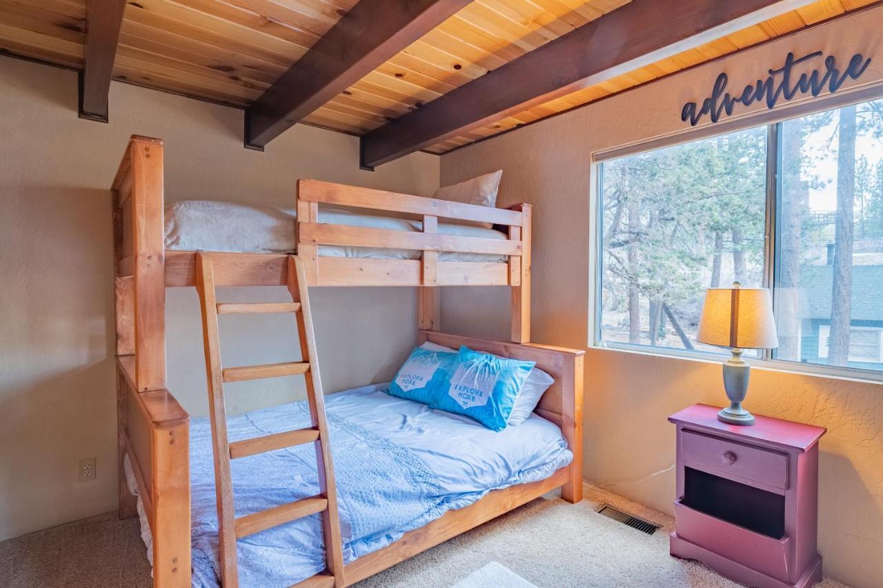 Moonridge Manor - Very Lovely Cabin In A Quiet Neighborhood With An Amazing Hot Tub! Villa Big Bear Lake Kültér fotó